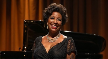 Ich bin Aretha Franklin, Sängerin (10/10)